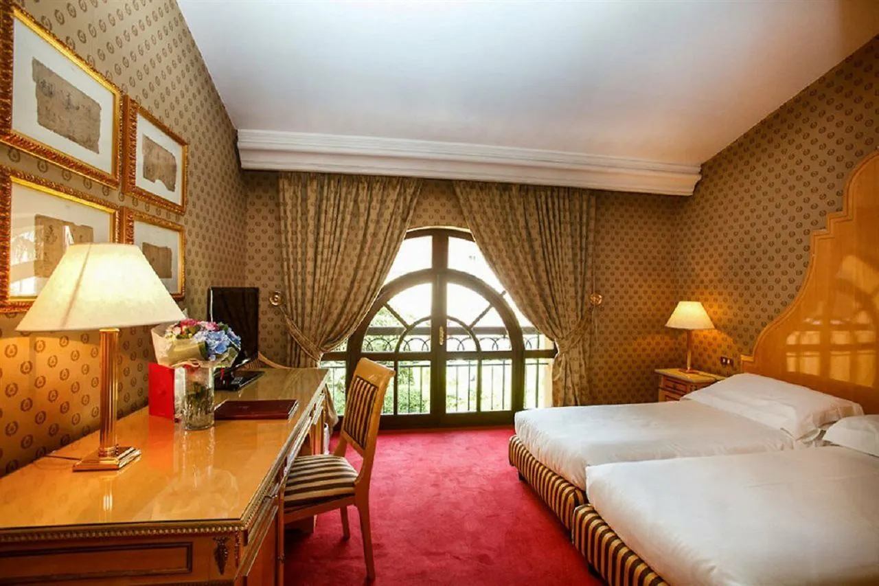 Hotel Albani Firenze 4*, Florence