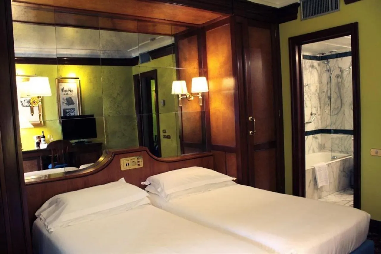 Hotel Albani Firenze 4*, Florence